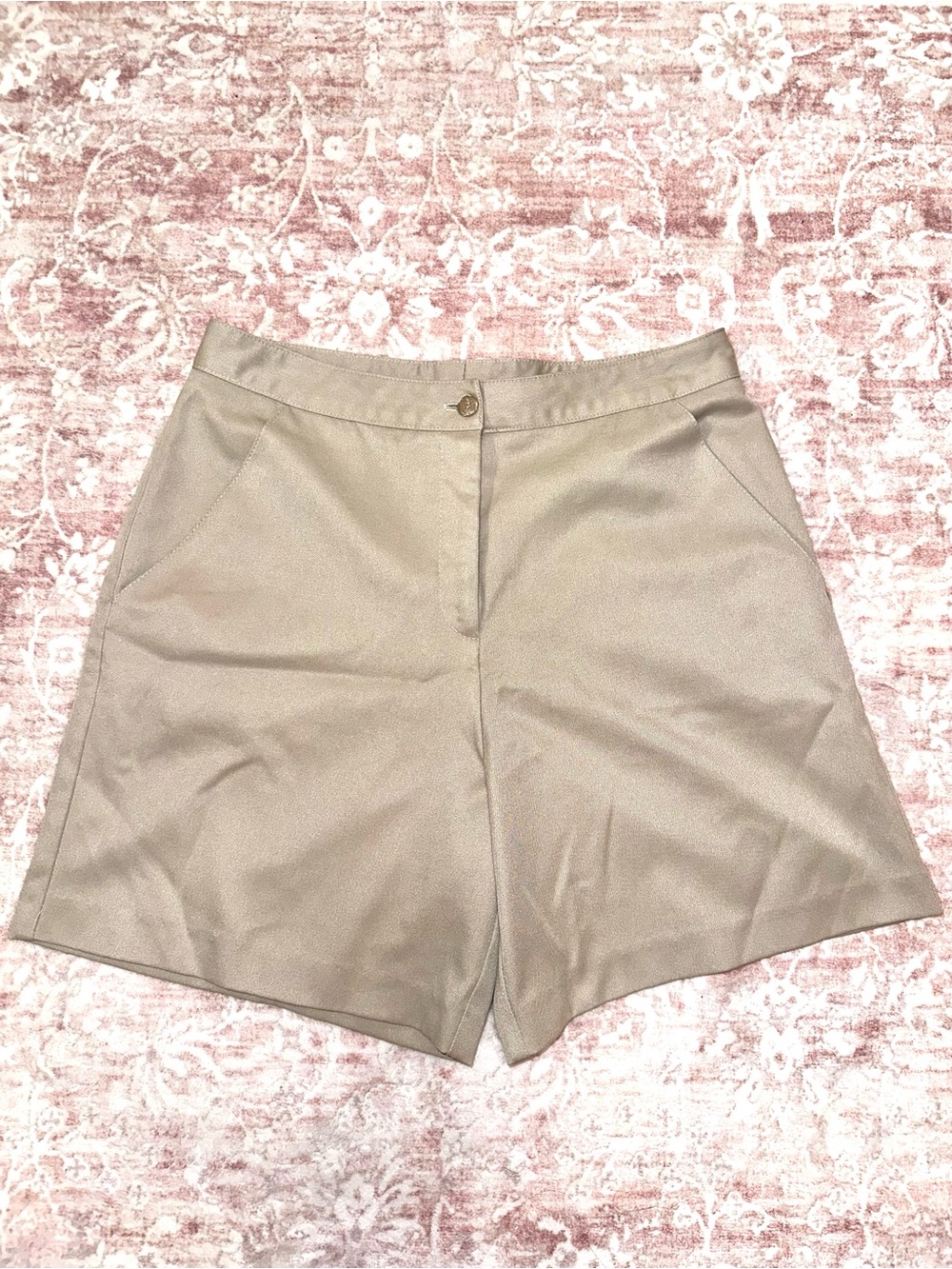 Vintage ⚜️ Lily’s Beverly Hills Tan High Waist Shorts - Picture 2 of 11